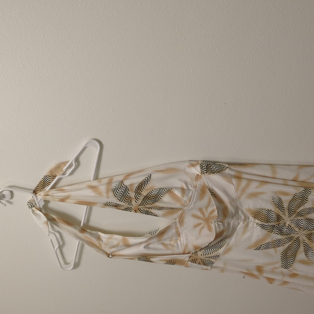 Elegant Finley Maxi Halter Dress: Timeless Floral Charm - Elegant - Chic - - Picture 10 of 15